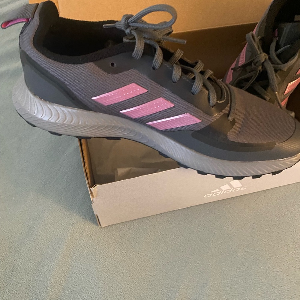 Adidas Black and Pink Sneakers - Picture 2 of 2